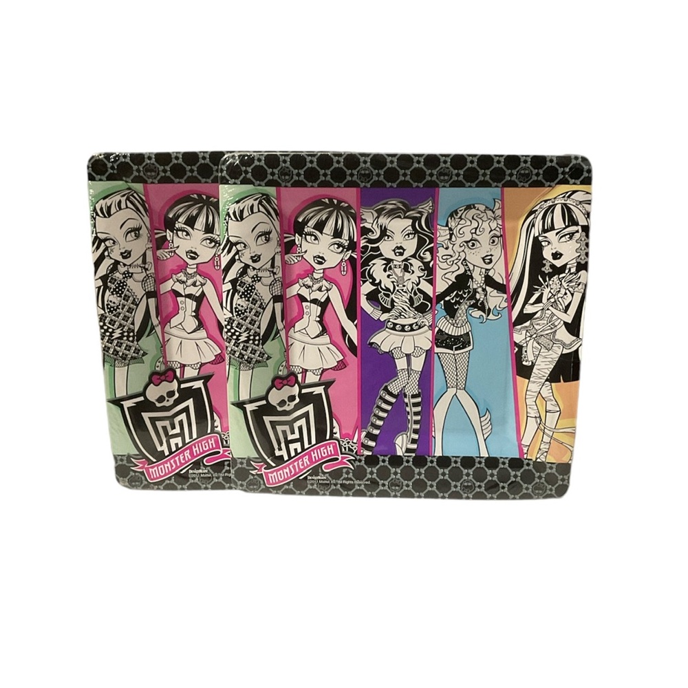 Monster High Square Plates 2011 Set of 2 Amscan Halloween Mattel Party Tableware